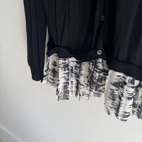 Escada Black Button Down Accordian Sweater XL BB4944 - Picture 2 of 4